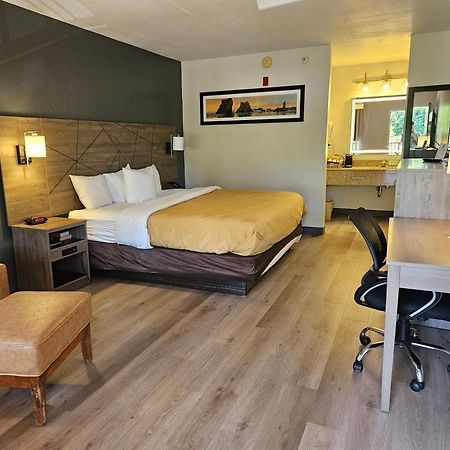 Quality Inn & Suites Greenville I-65 Zewnętrze zdjęcie