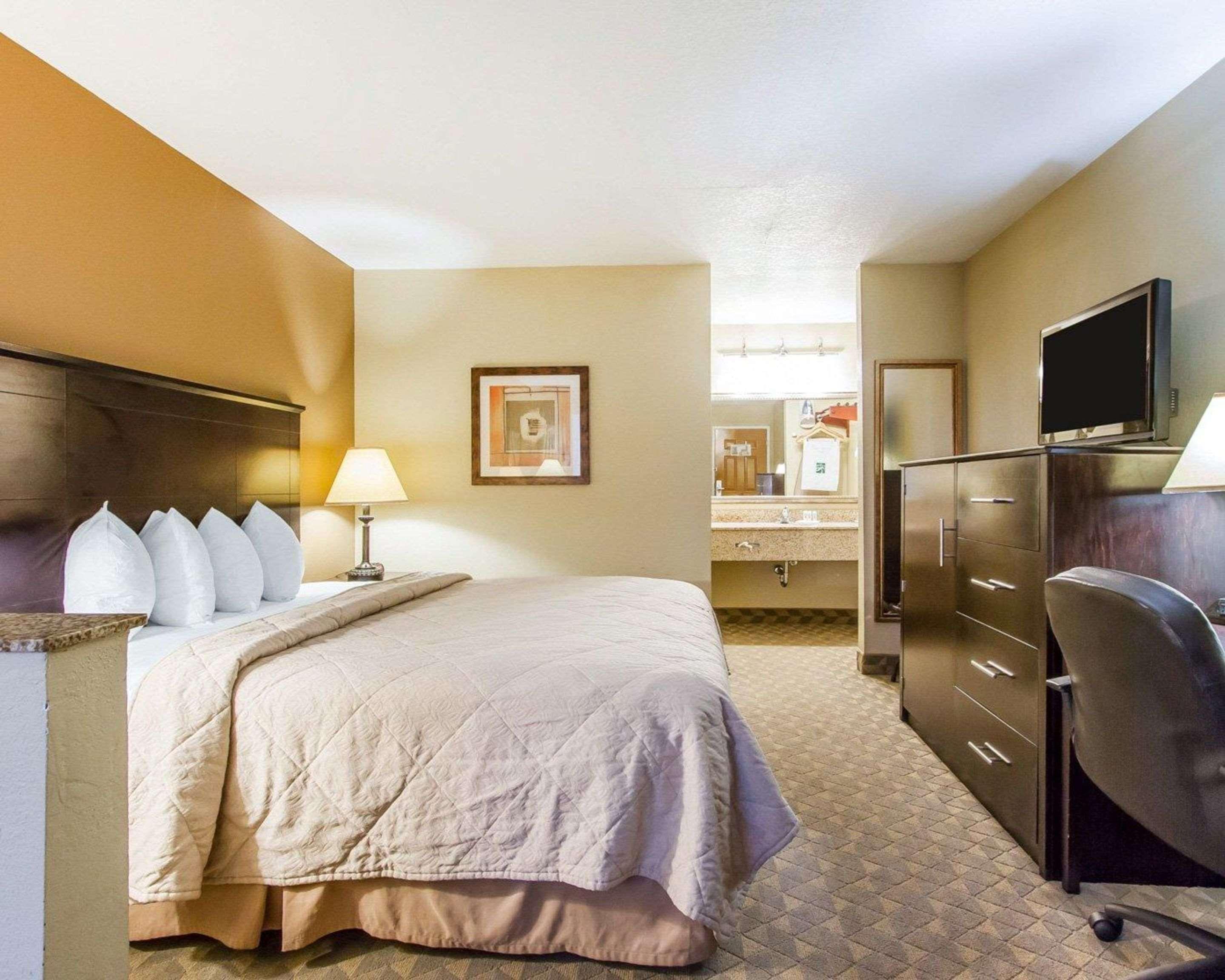 Quality Inn & Suites Greenville I-65 Zewnętrze zdjęcie