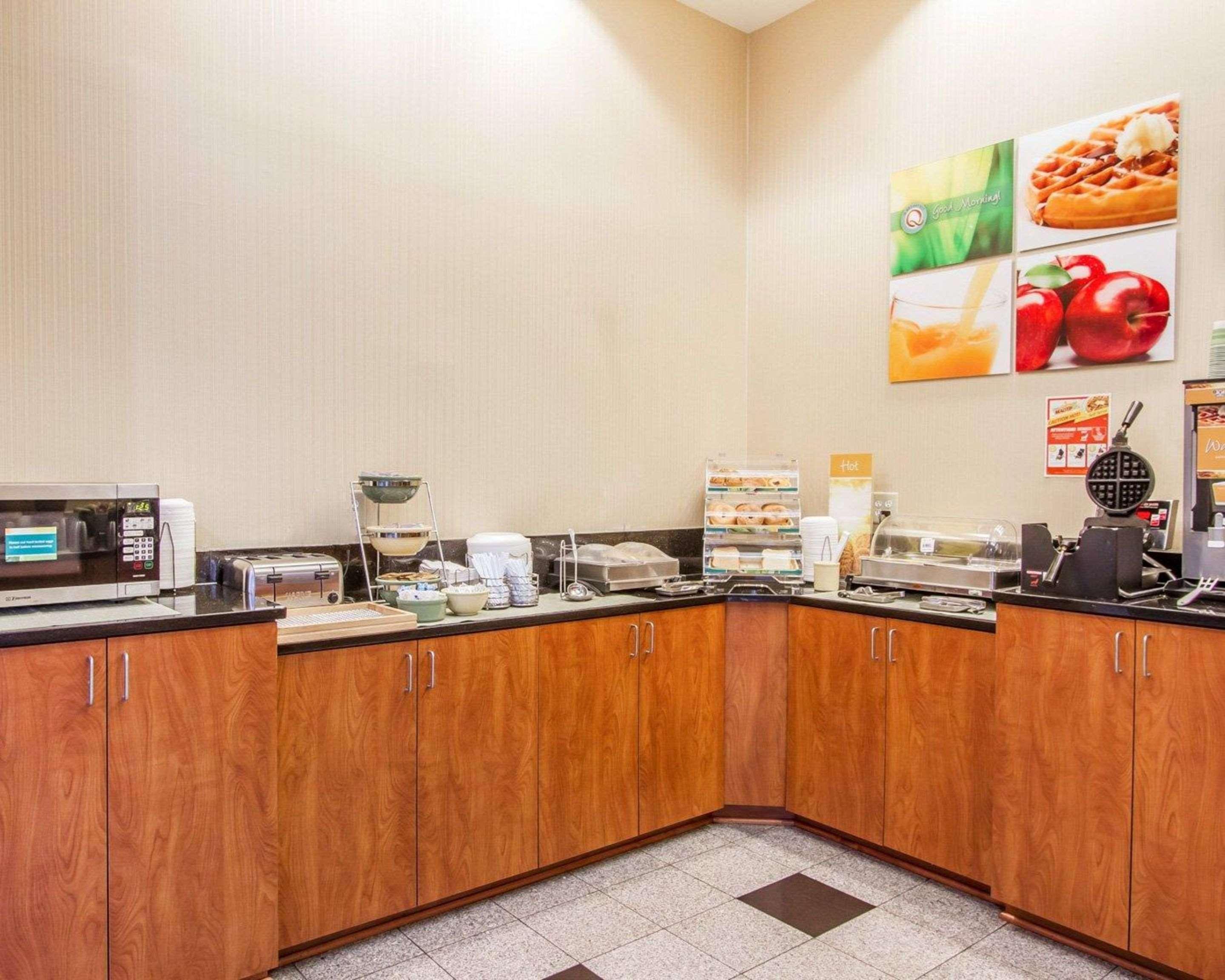 Quality Inn & Suites Greenville I-65 Zewnętrze zdjęcie