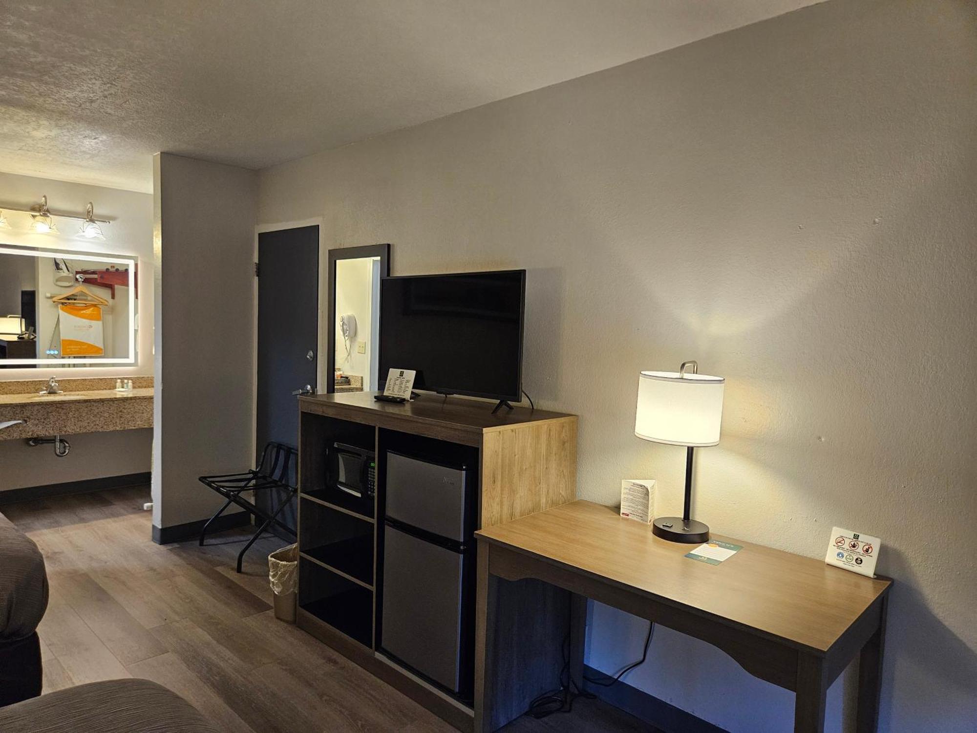 Quality Inn & Suites Greenville I-65 Zewnętrze zdjęcie