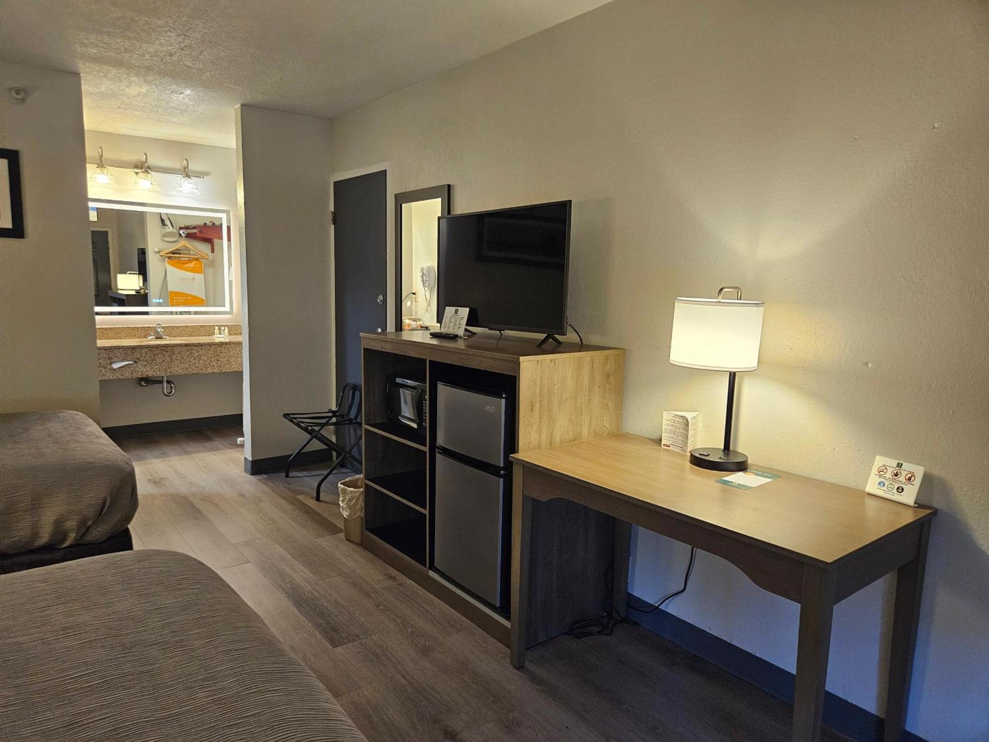 Quality Inn & Suites Greenville I-65 Zewnętrze zdjęcie