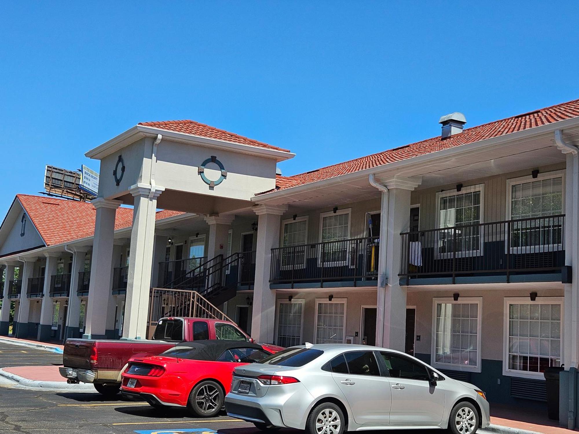Quality Inn & Suites Greenville I-65 Zewnętrze zdjęcie