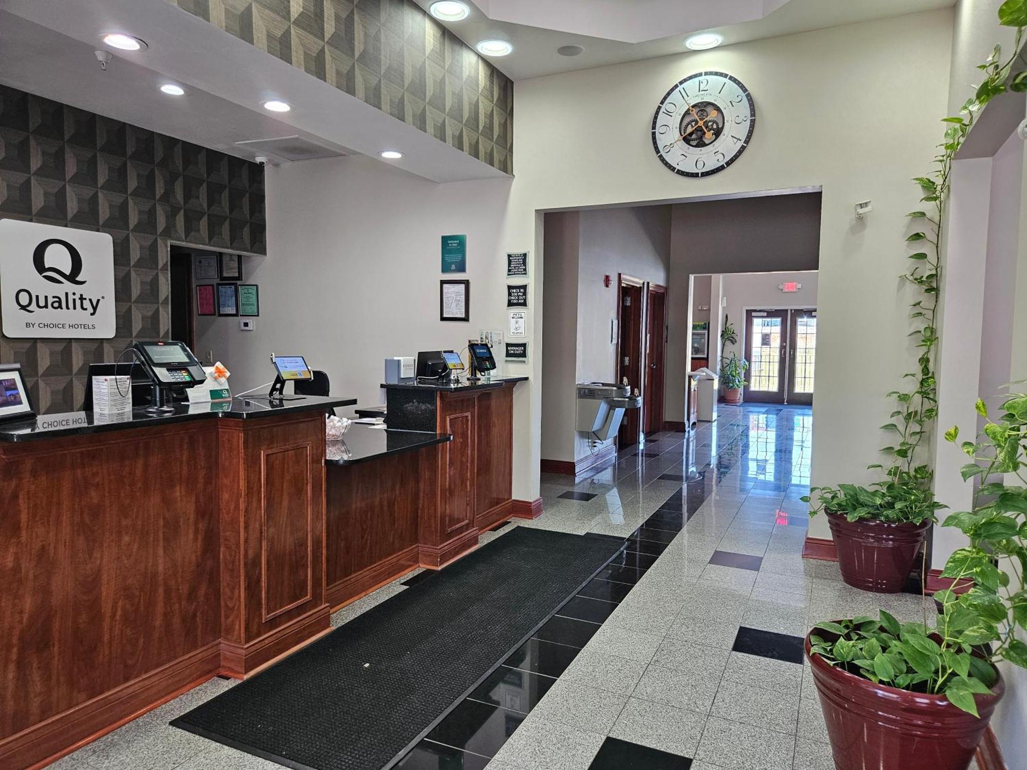 Quality Inn & Suites Greenville I-65 Zewnętrze zdjęcie
